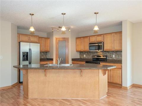 2052 Cobblestone Dr, Cologne, MN 55322 photo 9
