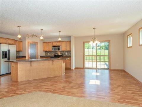2052 Cobblestone Dr, Cologne, MN 55322 photo 7