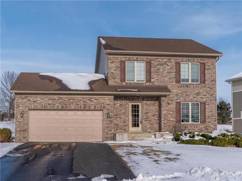 2052 Cobblestone Dr, Cologne, MN 55322 photo 1