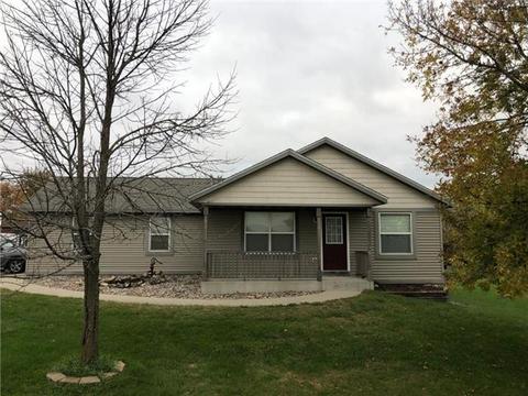 5 8th St NE, Plainview, MN 55964 photo 1