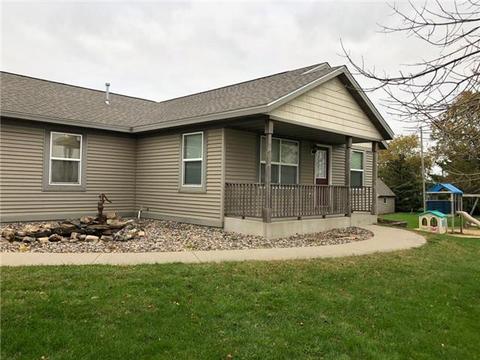 5 8th St NE, Plainview, MN 55964 photo 3