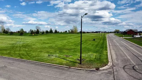 1021 Eastbay Ave, Balaton, MN 56115