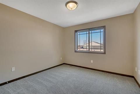 5714 Glenview Ln, Saint Cloud, MN 56303 photo 16