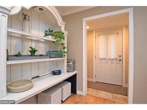 9950 Maple Ave, Bloomington, MN 55431 photo 9