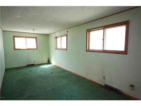 406 4th St S, Hoffman, MN 56339 photo 8