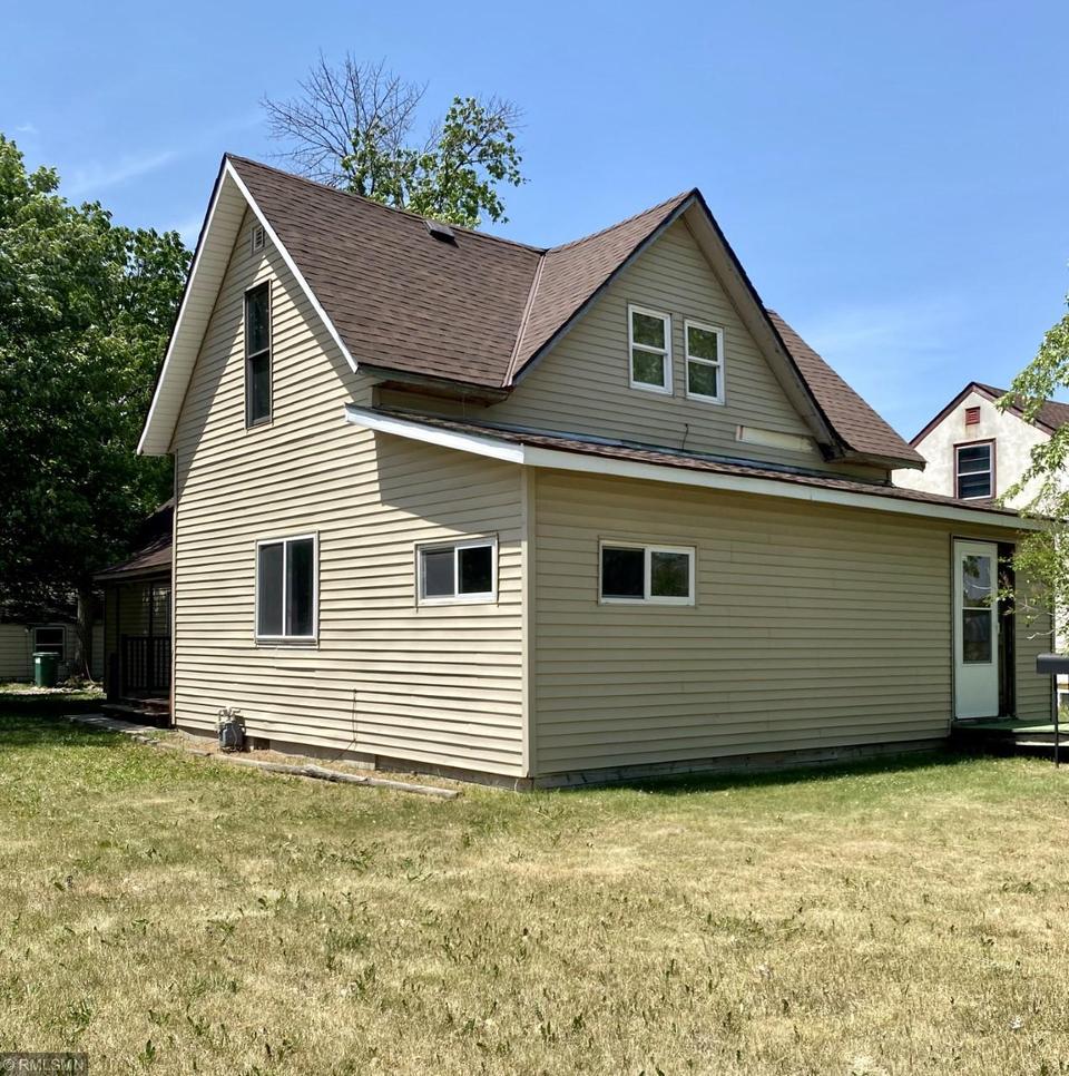 224 Ave S, Litchfield, MN 55355 MLS 5607952 Movoto