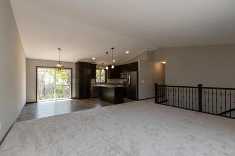 1124 Depue Dr, Champlin, MN 55316 photo 9