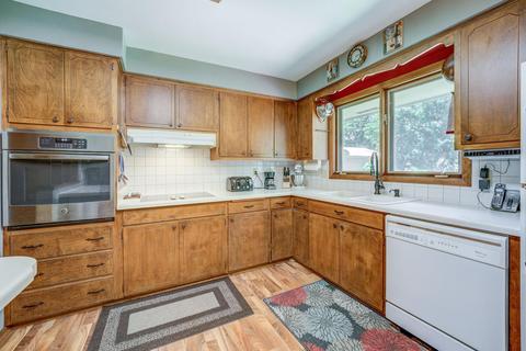 1743 Cherry Ln, Saint Cloud, MN 56304 photo 8