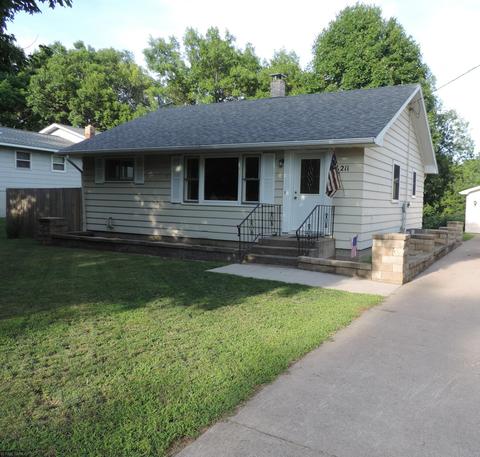 211 Borgstrom St, Upsala, MN 56384 photo 1