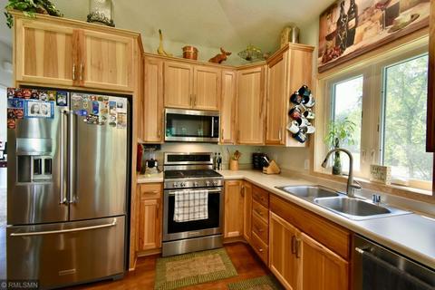 1717 39th St S, Saint Cloud, MN 56301 photo 3