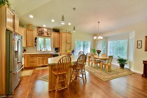 1717 39th St S, Saint Cloud, MN 56301 photo 4
