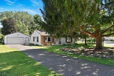 40 West Rd, Circle Pines, MN 55014 photo 2