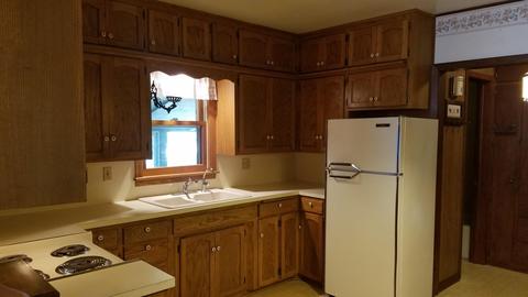 206 W 3rd St, Winthrop, MN 55396 photo 8