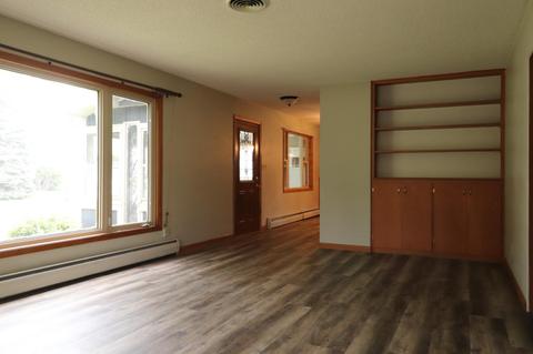 105 4th St N, Hoffman, MN 56339 photo 8