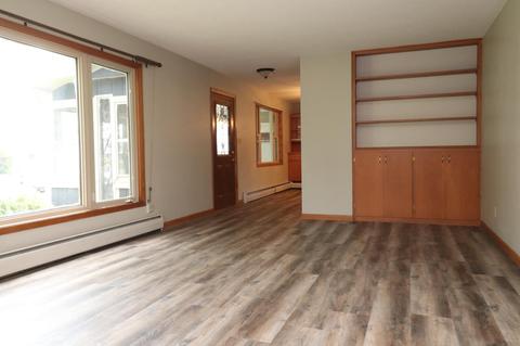 105 4th St N, Hoffman, MN 56339 photo 9
