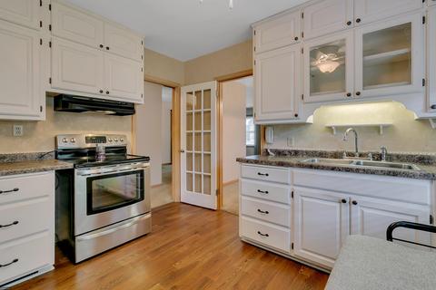 1002 26th Ave N, Saint Cloud, MN 56303 photo 2