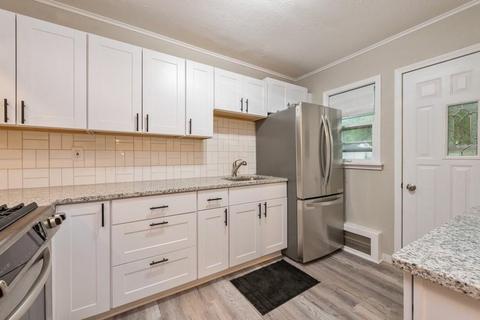 4319 Memory Ln, Crystal, MN 55428 photo 7
