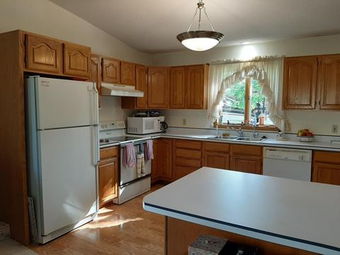 2700 9th St SW, Willmar, MN 56201 photo 4
