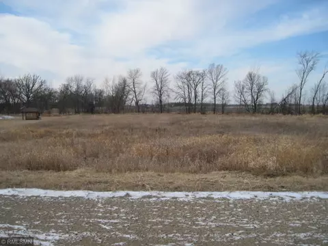 4674 108th Cir, Glencoe, MN 55336