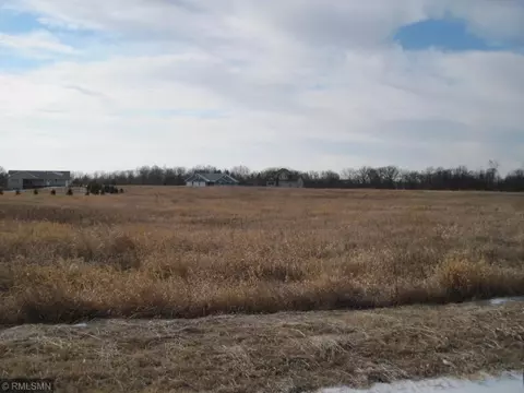 1114 108th Cir, Glencoe, MN 55336