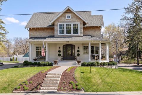 141 W Lake St Excelsior Mn 31 Photos Mls Movoto