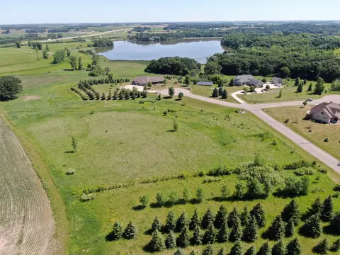 tbd 221st St, Albert Lea, MN 56007