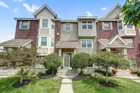 11907 Emery Village Dr N, Champlin, MN 55316