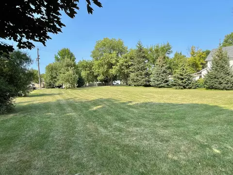 416 W Central St, Springfield, MN 56087 photo 2