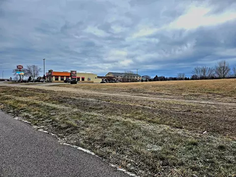 13 Us 12, Willmar, MN 56201 photo 8