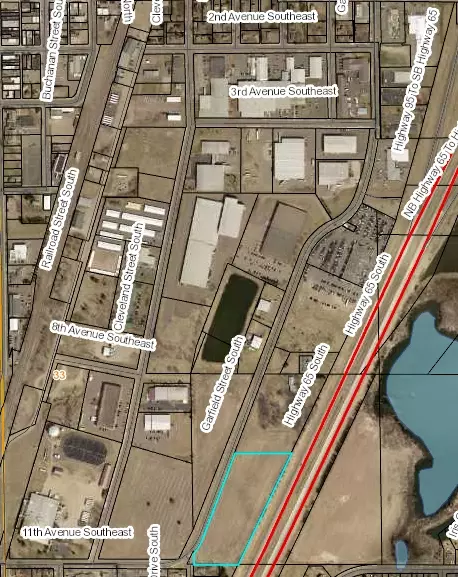 1010 Garfield St S, Cambridge, MN 55008