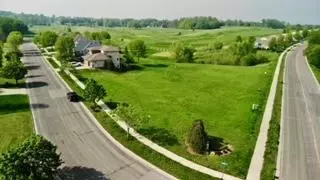 2038 Legacy Dr, Faribault, MN 55021