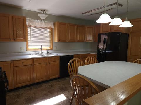 330 19th St, Windom, MN 56101 photo 10