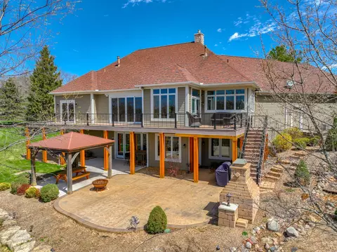 331 White Eagle Rd, Hudson, WI 54016 photo 4