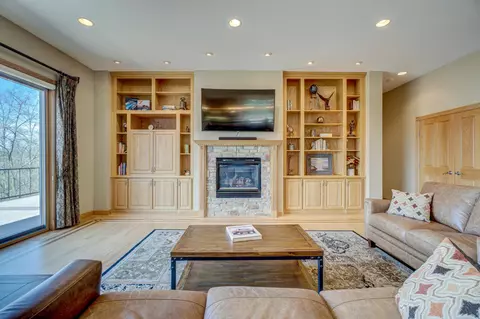 331 White Eagle Rd, Hudson, WI 54016 photo 7
