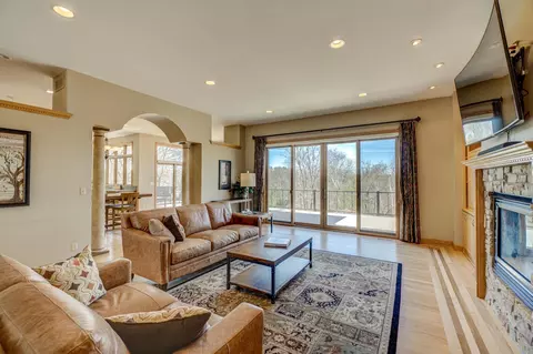 331 White Eagle Rd, Hudson, WI 54016 photo 8