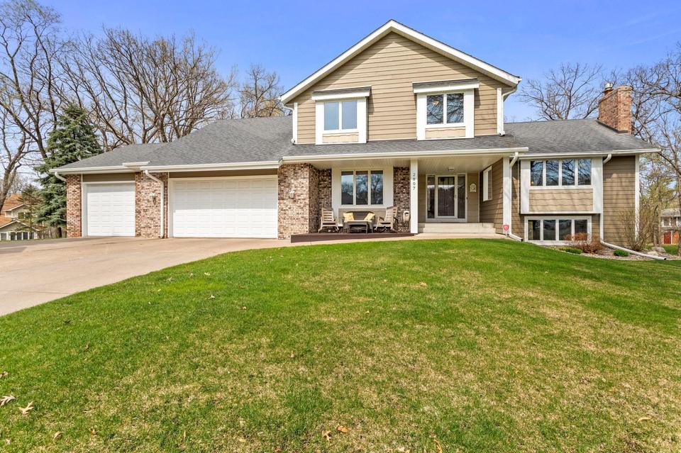 2807 Lake Diane Ct, New Brighton, MN 55112 37 Photos MLS 6190627