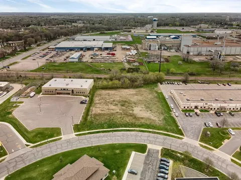 452 Great Oak Dr, Waite Park, MN 56387