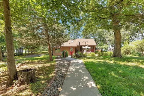11587 Kimball Ave NW, Annandale, MN 55302