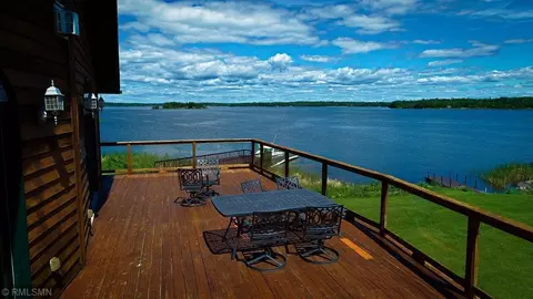 Exterior - 1526 Flag Is, Angle Inlet, MN 56711 photo 3 of 3