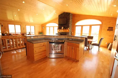 Kitchen - 1526 Flag Is, Angle Inlet, MN 56711 photo 1 of 5
