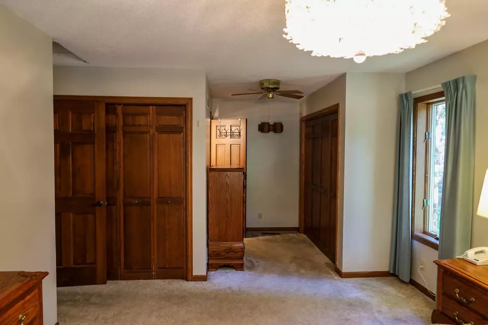  2290 Mailand Rd E, Maplewood, MN 55119 photo 20