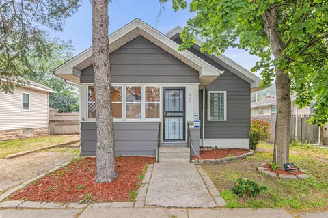 800 Orange Ave E, Saint Paul, MN 55106