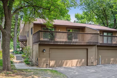 480 W Eagle Lake Dr, Maple Grove, MN 55369