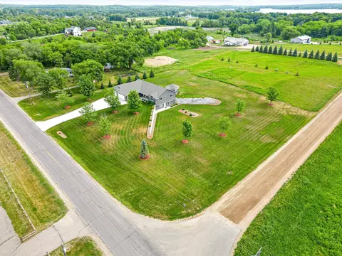 11302 Ireland Ave NW, Annandale, MN 55302