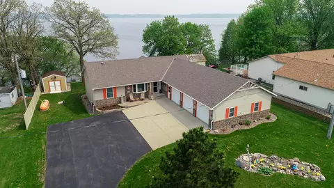 21644 746th Ave, Dassel, MN 55325