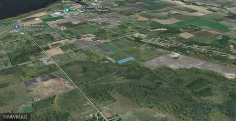 360 Th St, Warroad, MN 56763