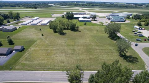 516 Airport Rd, Albert Lea, MN 56007