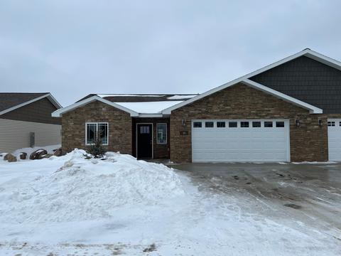 1615 30th St NW #38, Bemidji, MN 56601