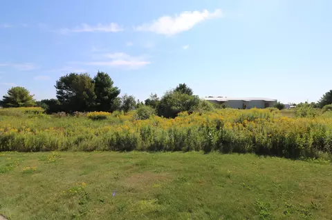1645 Danis Way, Cumberland, WI 54829
