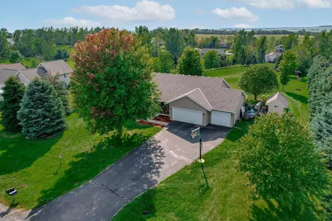 872 162nd St, Hammond, WI 54015